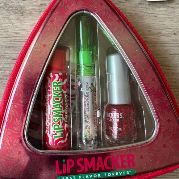 Lip Smacker Winter Treats Lip & Nail Collection Set Candy Cane Red Confetti - Picture 2 of 8